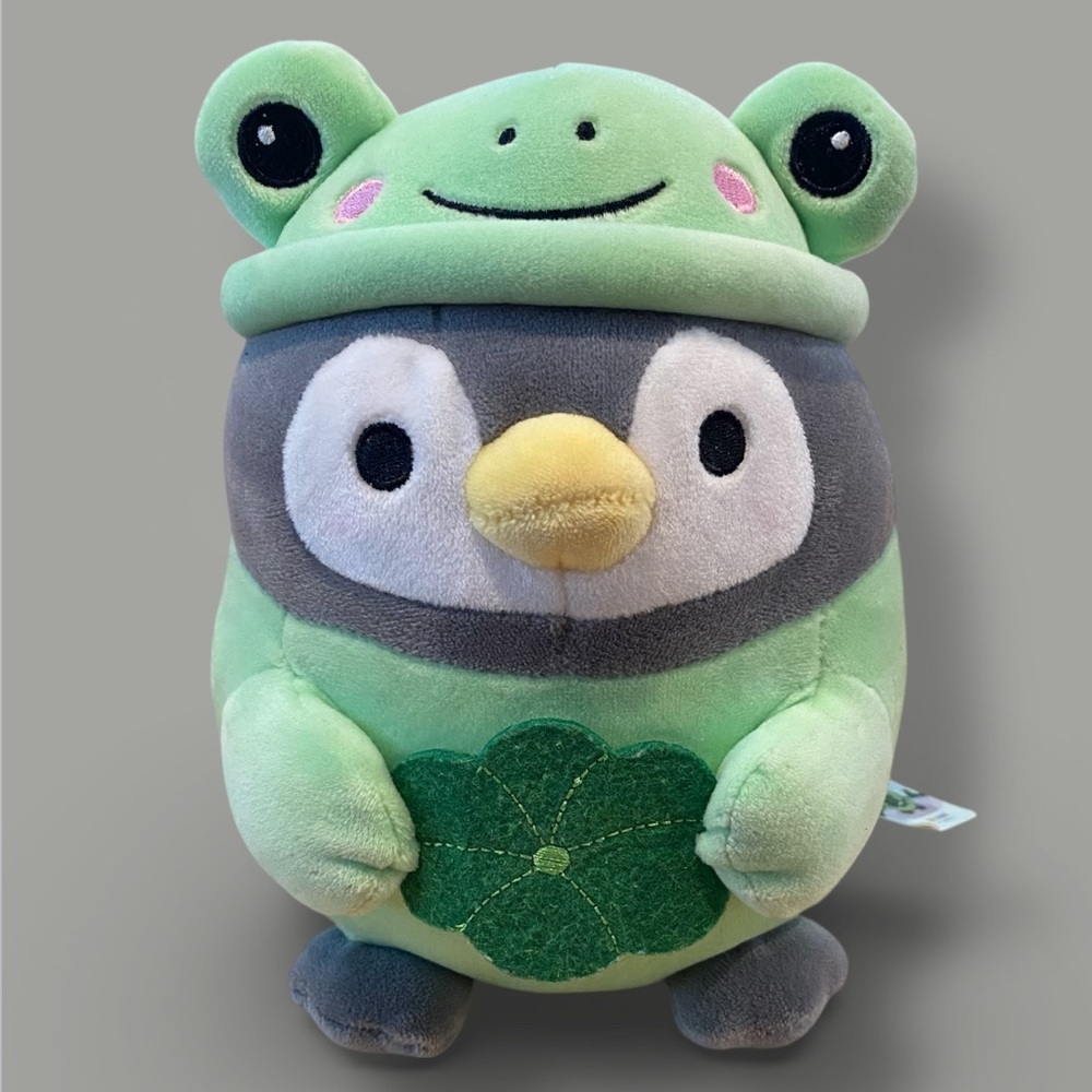 Takashoji Penguin in Frog Costume 7" Plush 2023 Release NWT